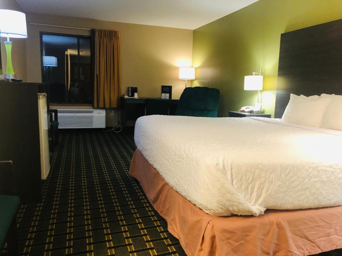 Americinn By Wyndham Columbus Wisconsin 外观 照片